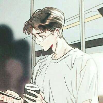 广西一村庄现数十个深坑